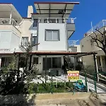 Denize 5 Dk Yürüme Mesafesinde Kuş-ar Sitesi Tatil Evi