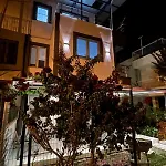 Denize 5 Dk Yürüme Mesafesinde Kuş-ar Sitesi Tatil Evi Kuşadası