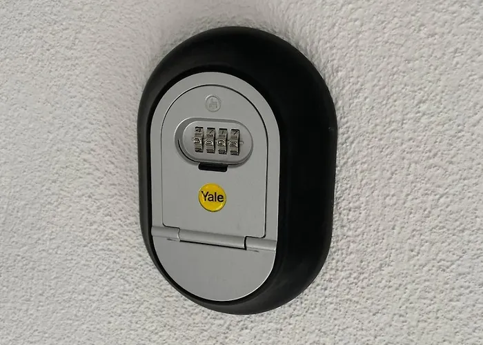 Denize 5 Dk Yürüme Mesafesinde Kuş-ar Sitesi *