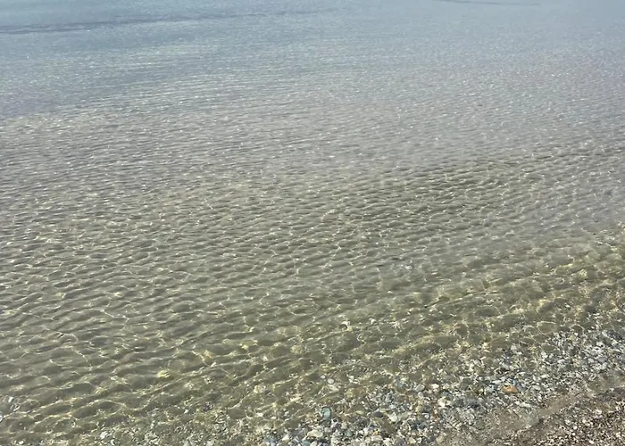 Holiday home Denize 5 Dk Yuerueme Mesafesinde Kus-ar Sitesi Kusadasi