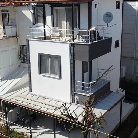 Holiday home Denize 5 Dk Yuerueme Mesafesinde Kus-ar Sitesi *