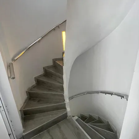 Denize 5 Dk Yuerueme Mesafesinde Kus-ar Sitesi Holiday home