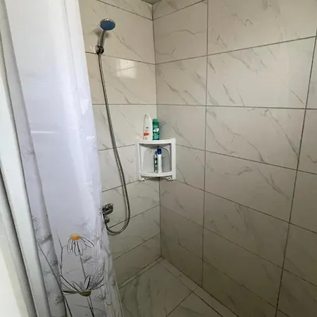 Holiday home Denize 5 Dk Yuerueme Mesafesinde Kus-ar Sitesi Kusadasi