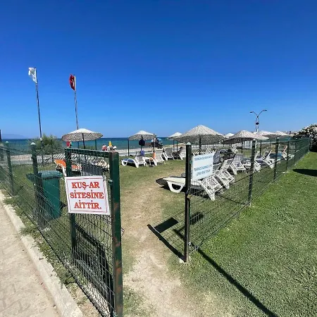 Denize 5 Dk Yuerueme Mesafesinde Kus-ar Sitesi * Kusadası