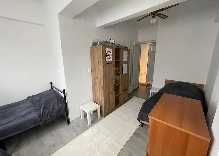 Denize 5 Dk Yuerueme Mesafesinde Kus-ar Sitesi Vakantiehuis Kuşadası