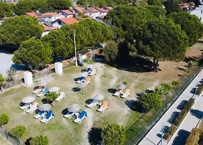 Denize 5 Dk Yuerueme Mesafesinde Kus-ar Sitesi Vakantiehuis
