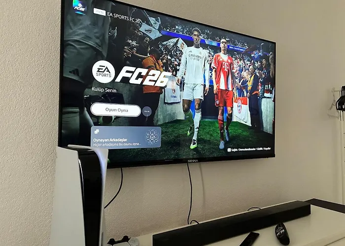 Denize 5 Dk Yuerueme Mesafesinde Kus-ar Sitesi Kuşadası